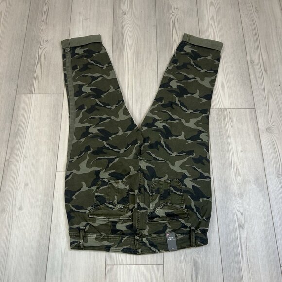 NWT Torrid Size 16 Crop Aviator Skinny Stretch Twill Mid-Rise Pant Camo Green - Picture 9 of 13